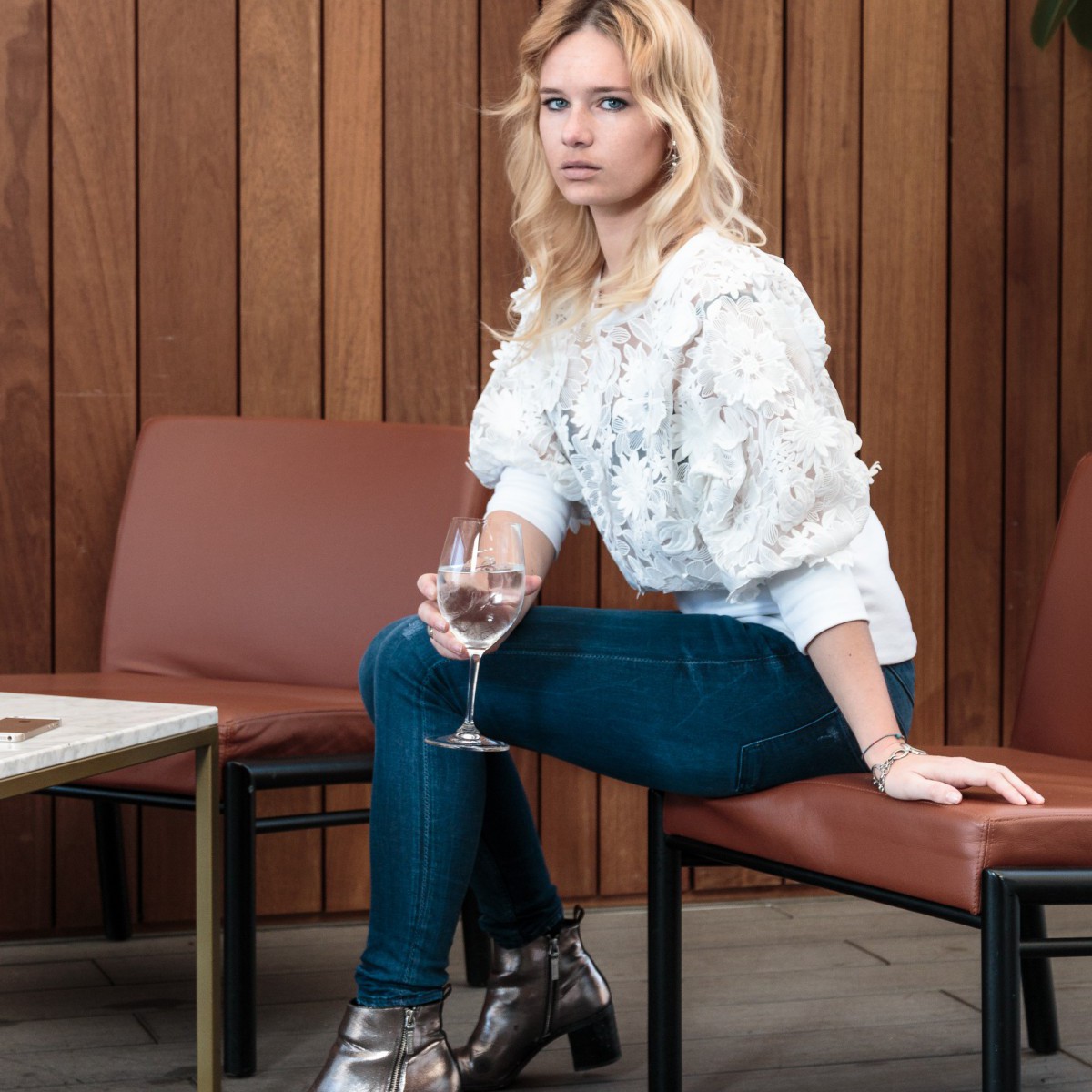 Outfit of the week Silver Shoes Besparkling