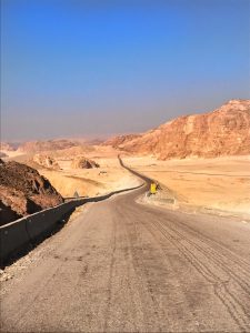 sharm-el-sheikh-desert-south-sinai-road