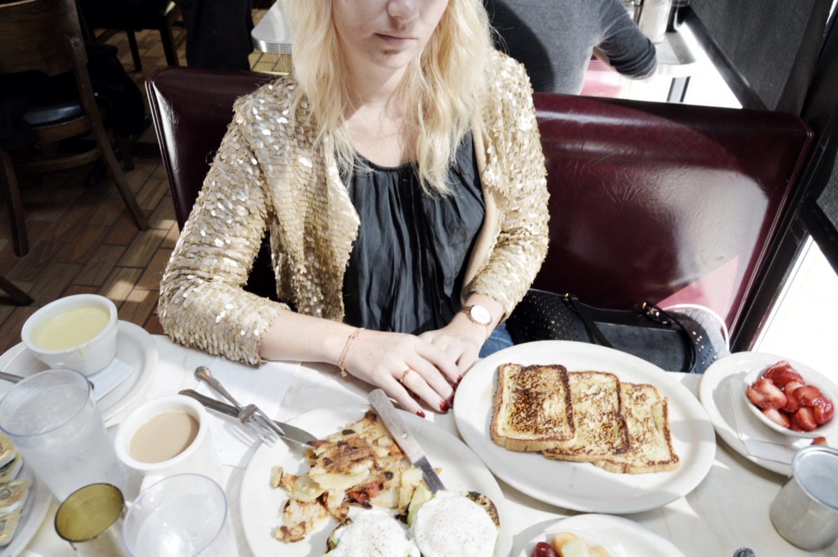 Fashion Week, Thomas Sabo, Raffle, win, breakfast, gold, jacket, blonde, Miriam Ernst, fashion blogger